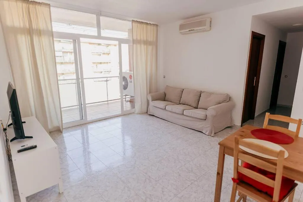 2 Bedroom Apartment Lloret De Mar Terrace & Pool Spagna